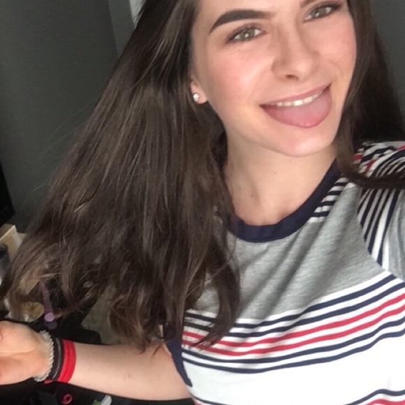 tayylorlindsay