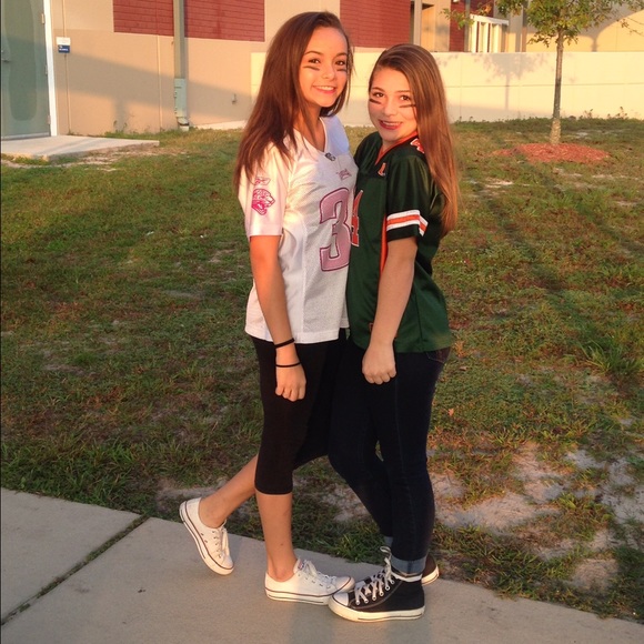 nicoleeee2