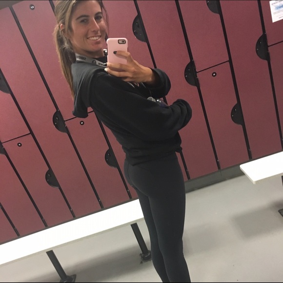 nicholeee300