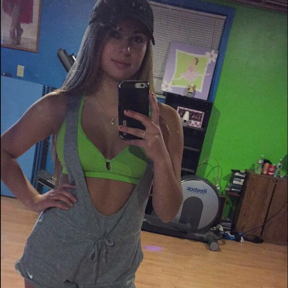 dancershelly