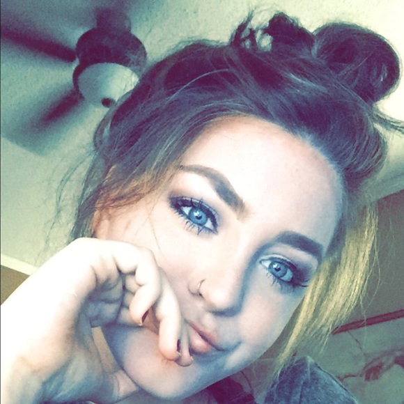 alysadevault