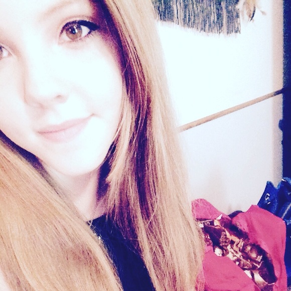 laurastalnaker