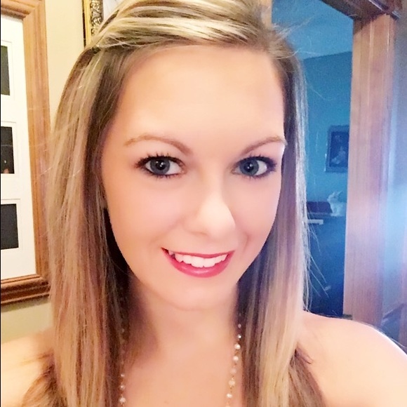 kellytaylor8