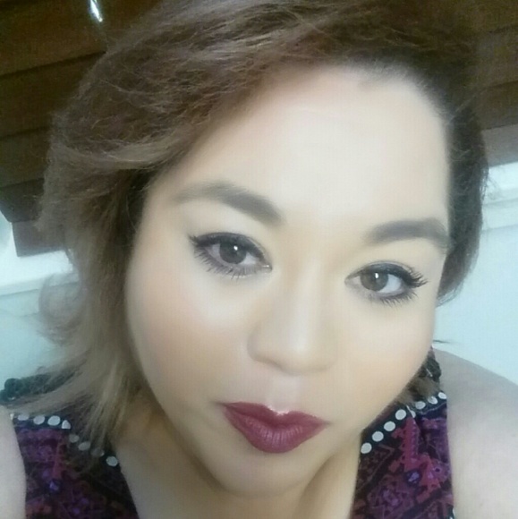 Poshmark profile picture for @icq