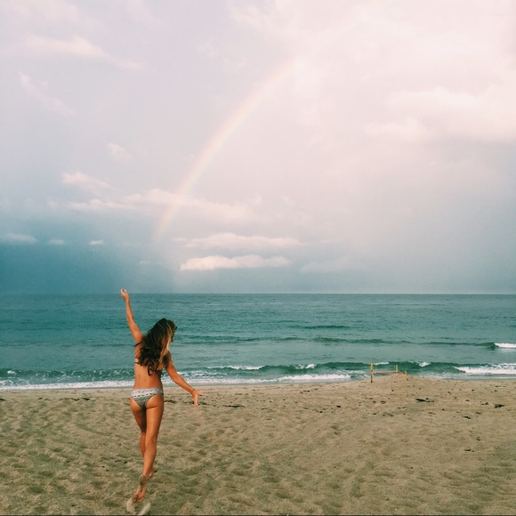 izzytthompson