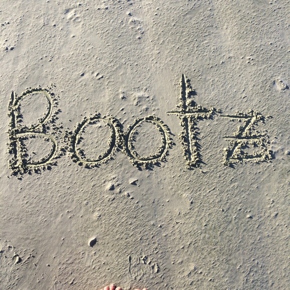 bootzy2118