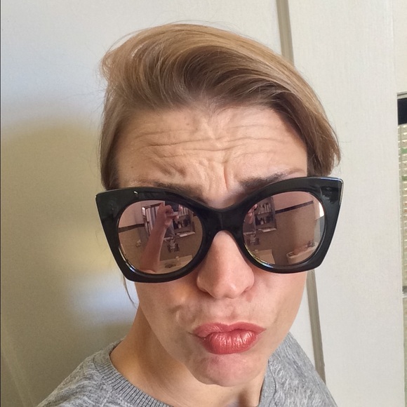 theejolene