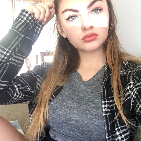 alicia_curtis