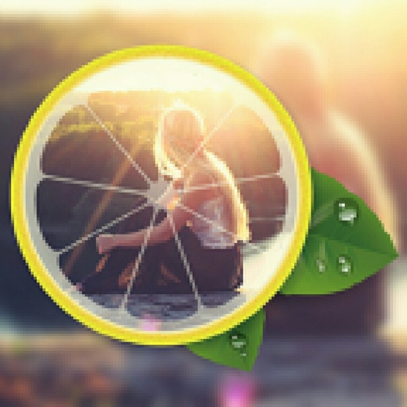 Poshmark profile picture for @mouss