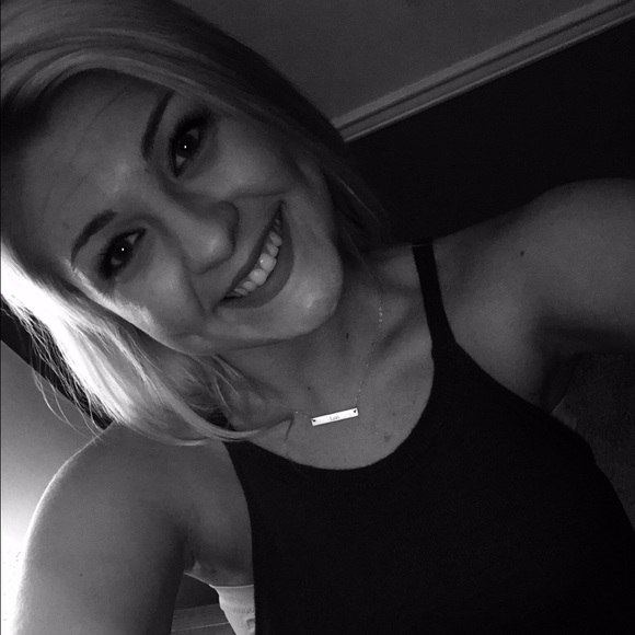 olivianoell23