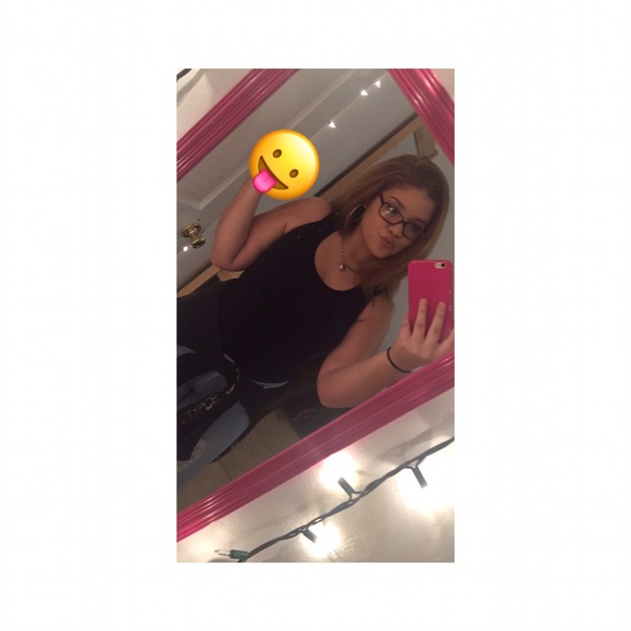 lianaaxnicolee