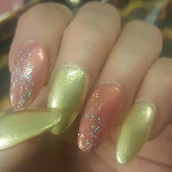mnails
