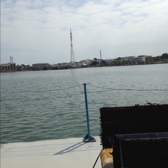 Poshmark profile picture for @djibouti