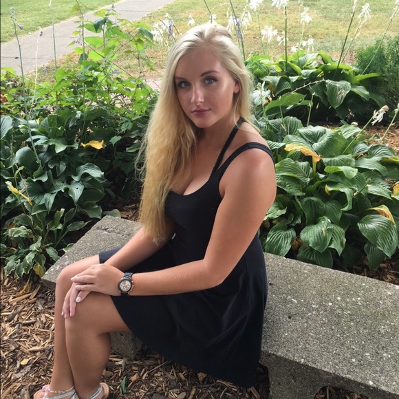kenzie_davis17