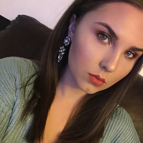 vickibolen11