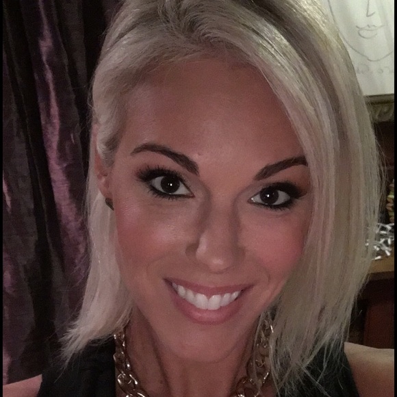 leahnicole4022