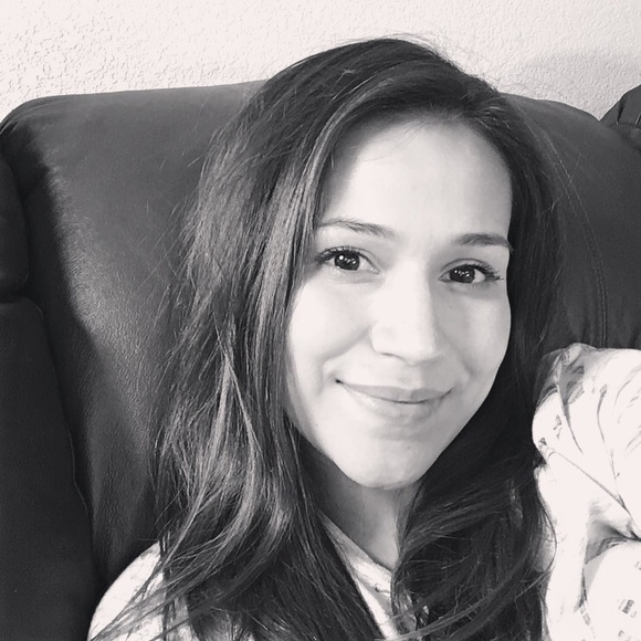 adeeperez