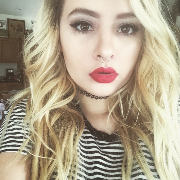 zoeyhilton