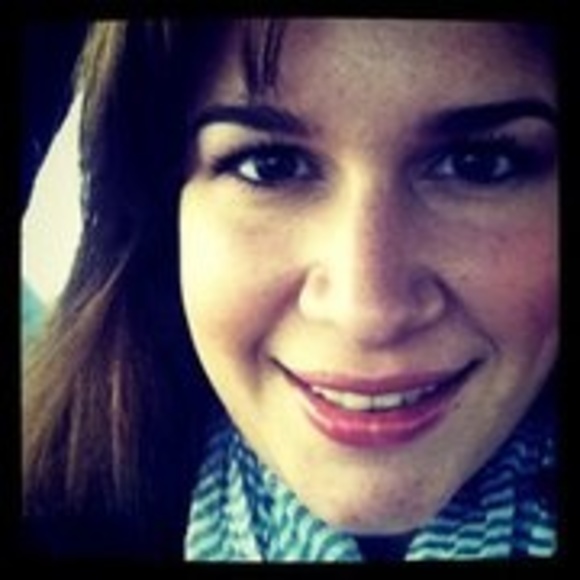 Poshmark profile picture for @qaso