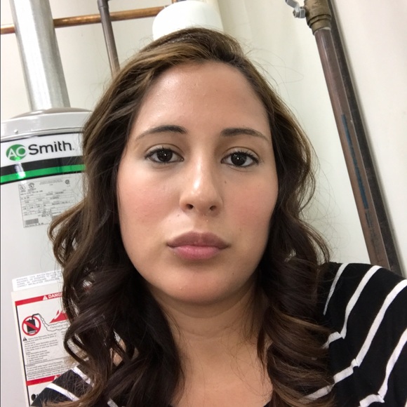 adiselena19