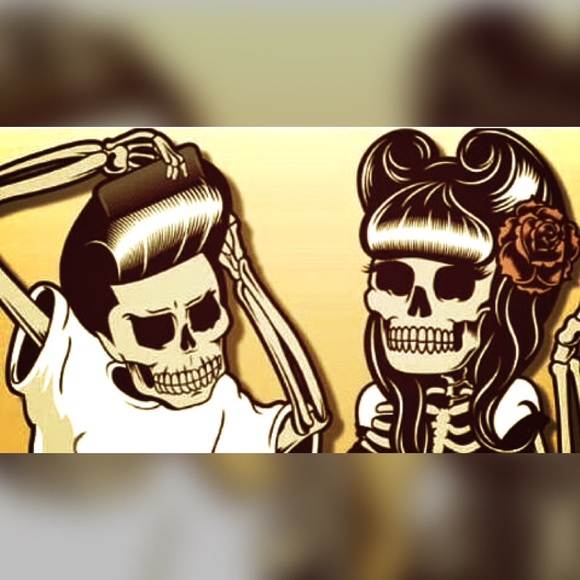 Poshmark profile picture for @dimensions