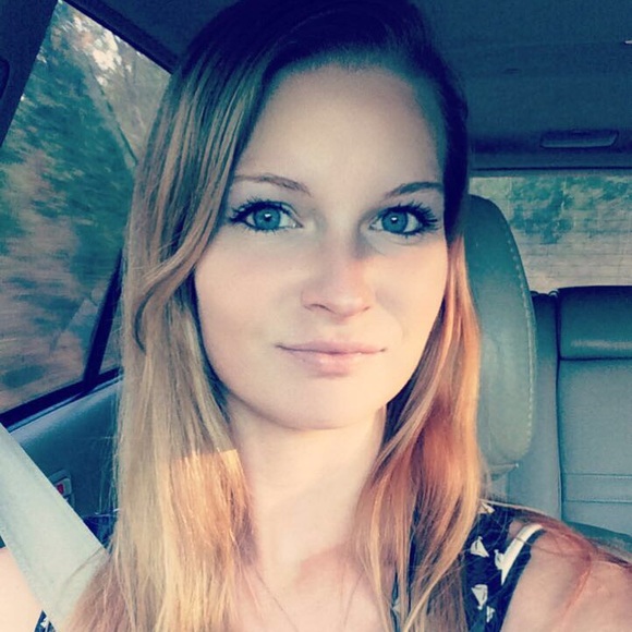 nicolehartley