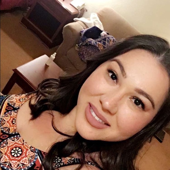 angie28v