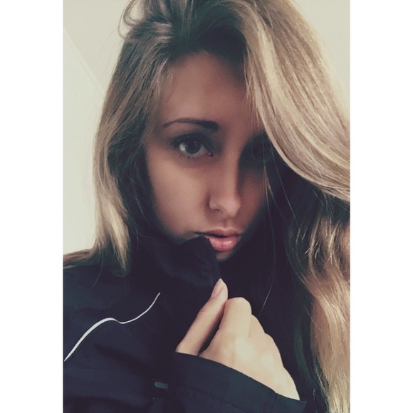 b_by_brit