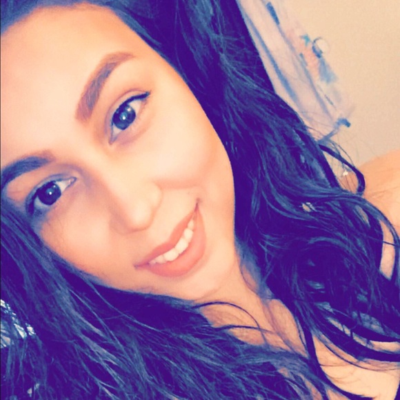 nadelynereyes