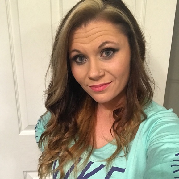 ashleydavis0407