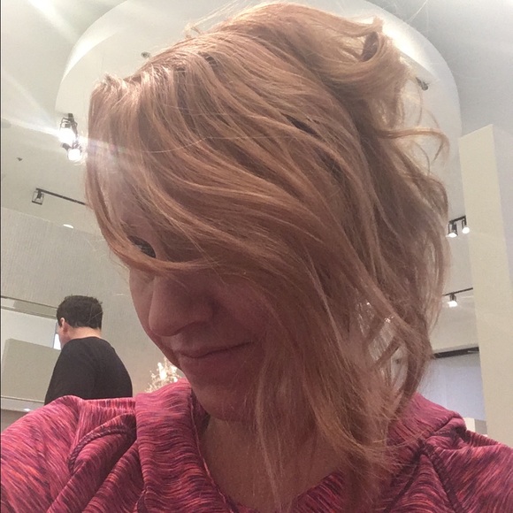 Poshmark profile picture for @jotted