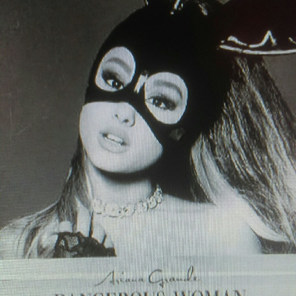 ariana12456