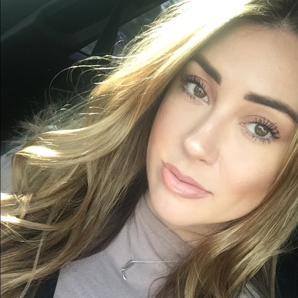 laurenaz90