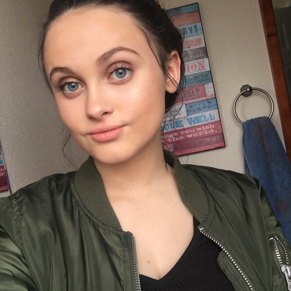 alisonaudr