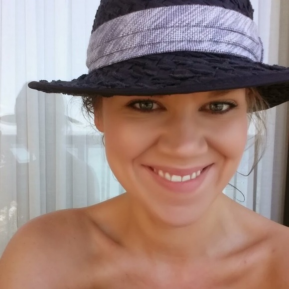 robynf09