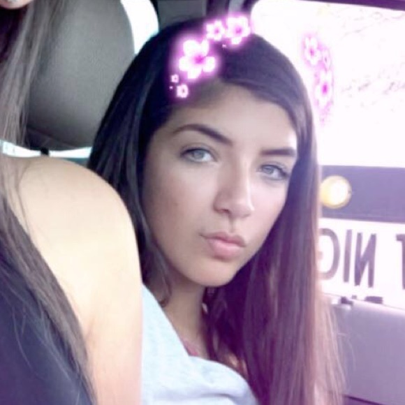 haileyyjustine