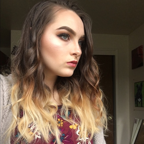dezyboo