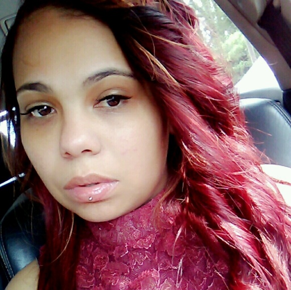 dat_redlipstick