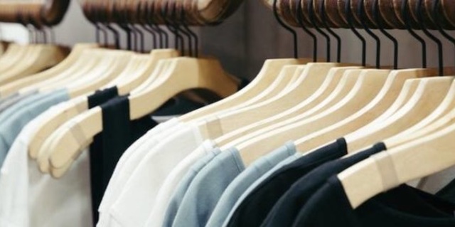 Poshmark banner for @minority