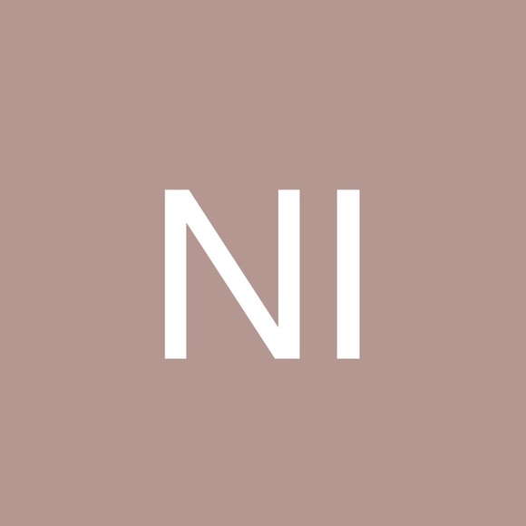 Poshmark profile picture for @ncbi