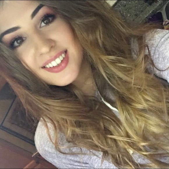 ameliamirabello
