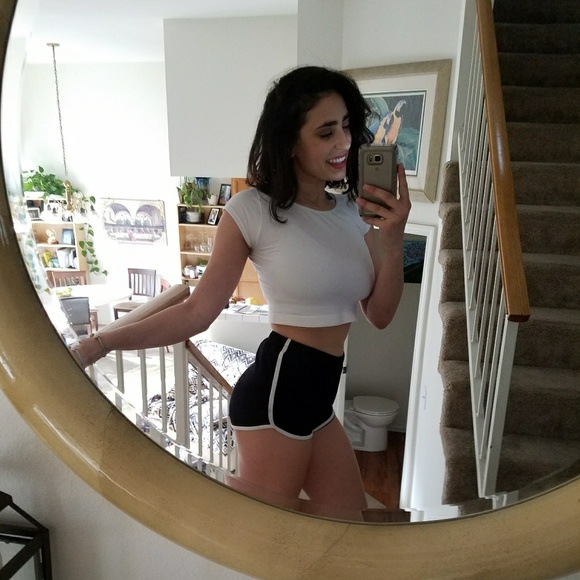 erika_layne5683