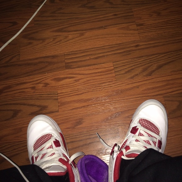 leakyleak18
