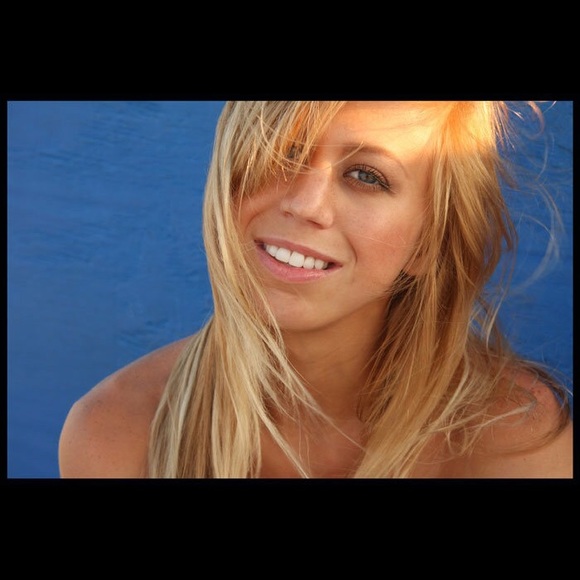 laurelsloane11