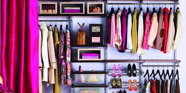 Poshmark banner for @karol13