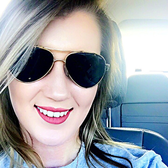 chelliebellie97