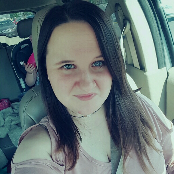 ashleyhollis225