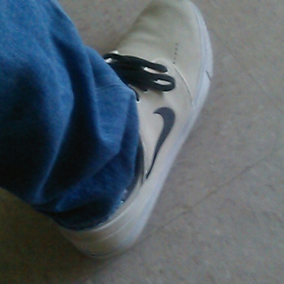 devin__skates
