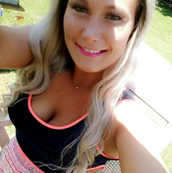 amandakcross91