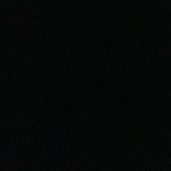556888